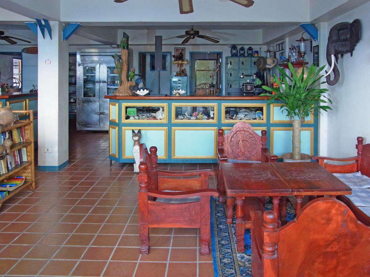 Niku Guesthouse Patong Exterior photo