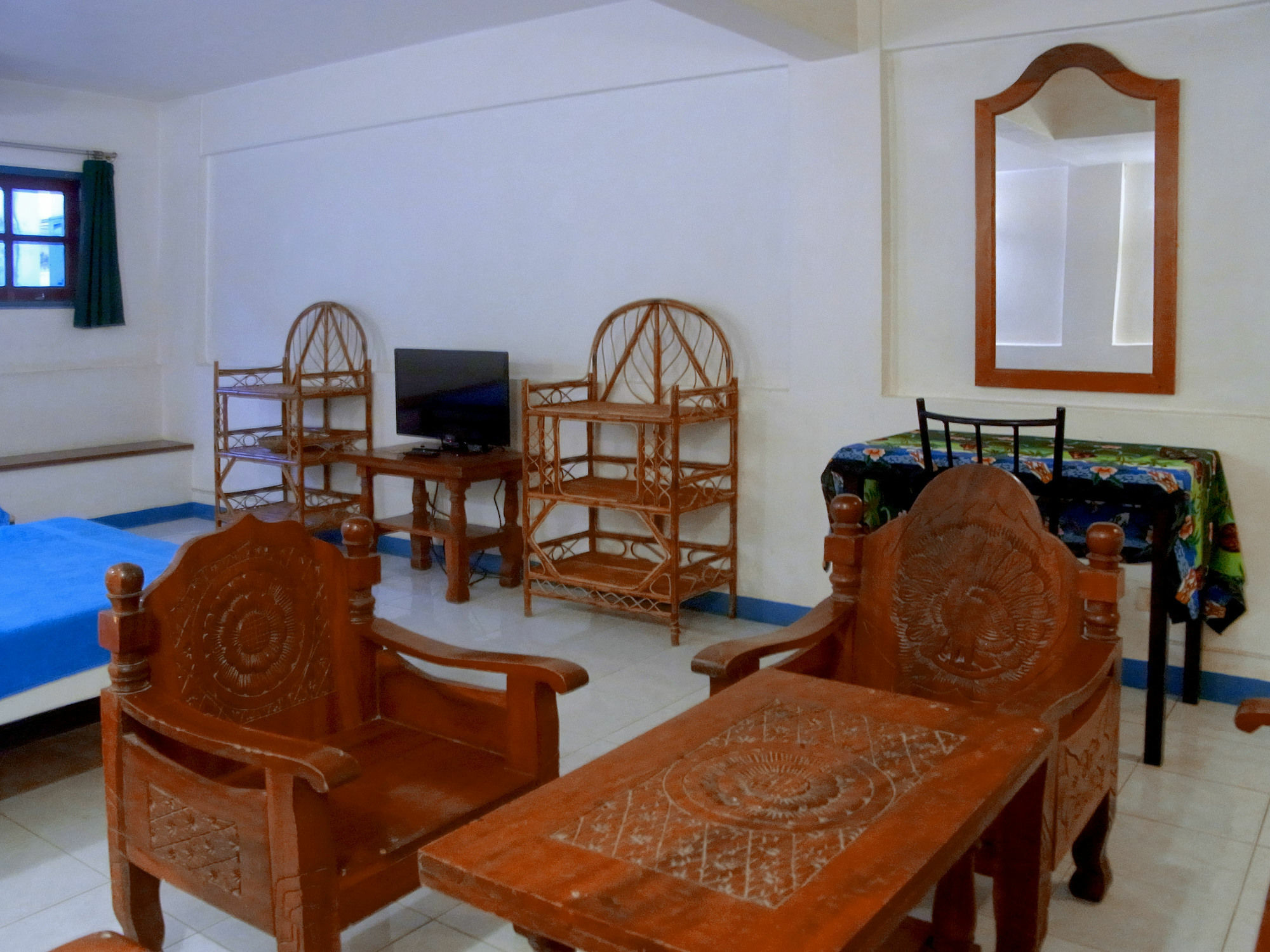 Niku Guesthouse Patong Exterior photo